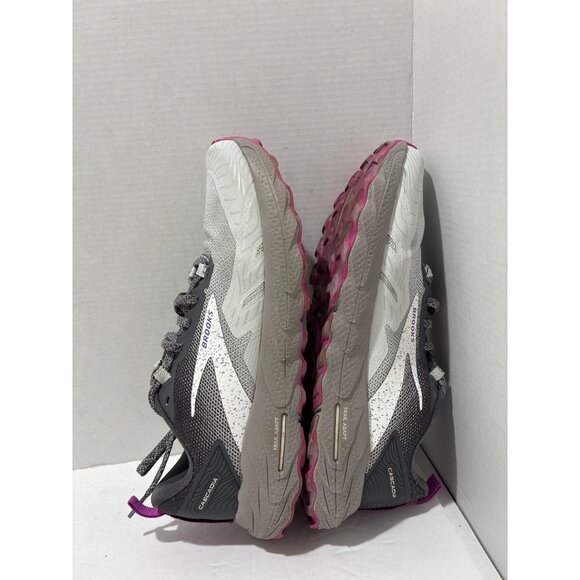 Brooks Cascadia 17 womens trail running shoes in grey and purple colorway size 9 - Picture 5 of 7